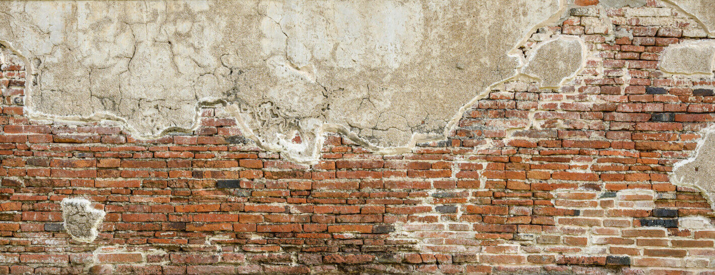 A plain old wall with cracks